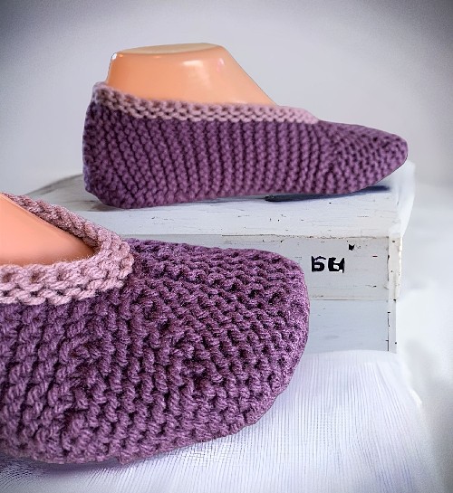 Free Knitting Pattern - Round Toe Slippers
