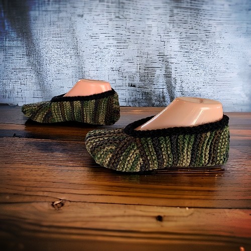 Free Knitting Pattern - Round Toe Slippers