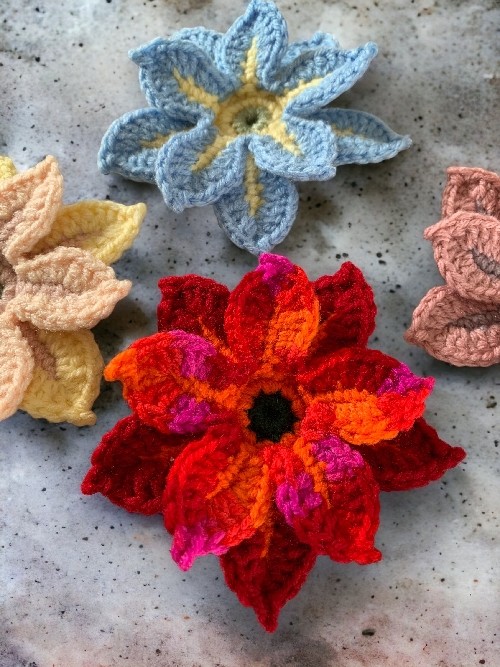 FREE crochet flower pattern