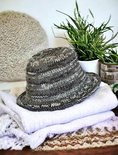 Knitting pattern - bucket hat for adults